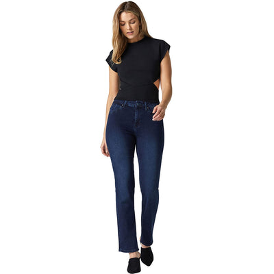 Womens > Bottoms > Pants > Jeans > Straight