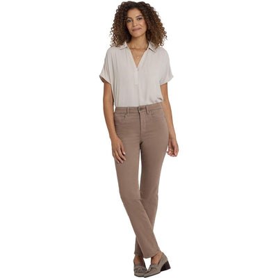 Womens > Bottoms > Pants > Jeans > Straight